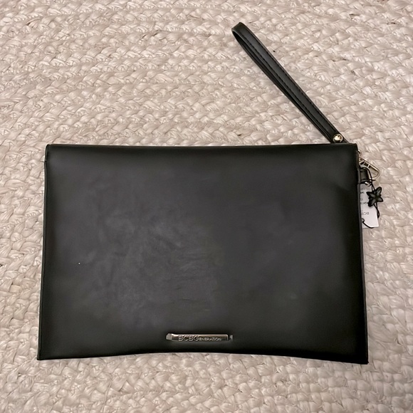 NWT BCBG Generation Black Sara Clutch - Picture 4 of 4